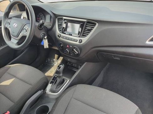 Used 2019 Hyundai Accent SE FWD image 23