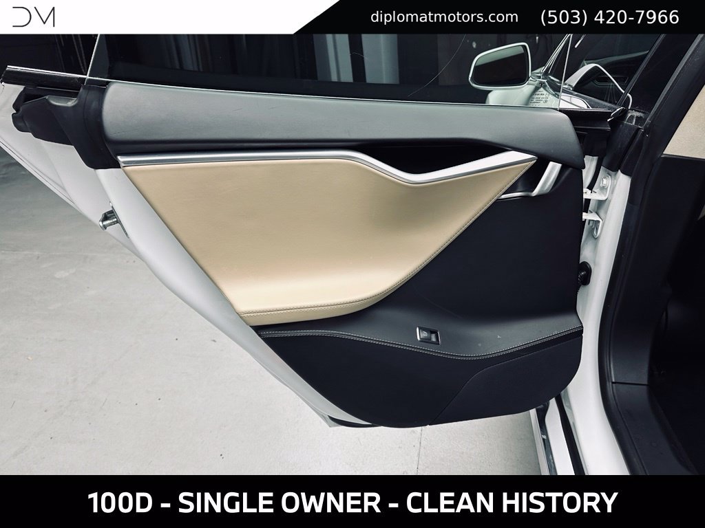 Used 2017 Tesla Model S 100D AWD/4WD image 29