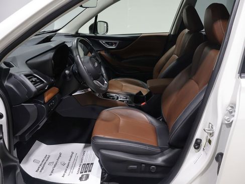 Used 2022 Subaru Forester Touring AWD/4WD image 3