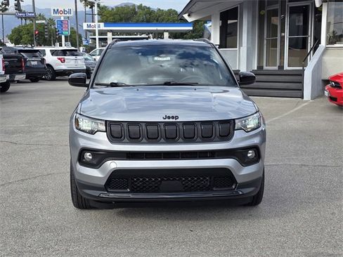 Used 2022 Jeep Compass Altitude image 2