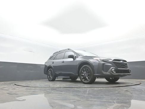 Used 2023 Subaru Outback Onyx Edition XT AWD/4WD image 32