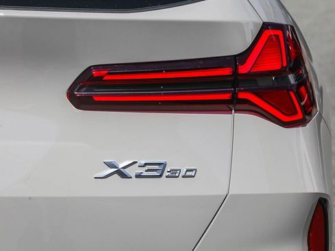 New 2026 BMW X3 xDrive30i w/ Premium Package AWD/4WD image 7