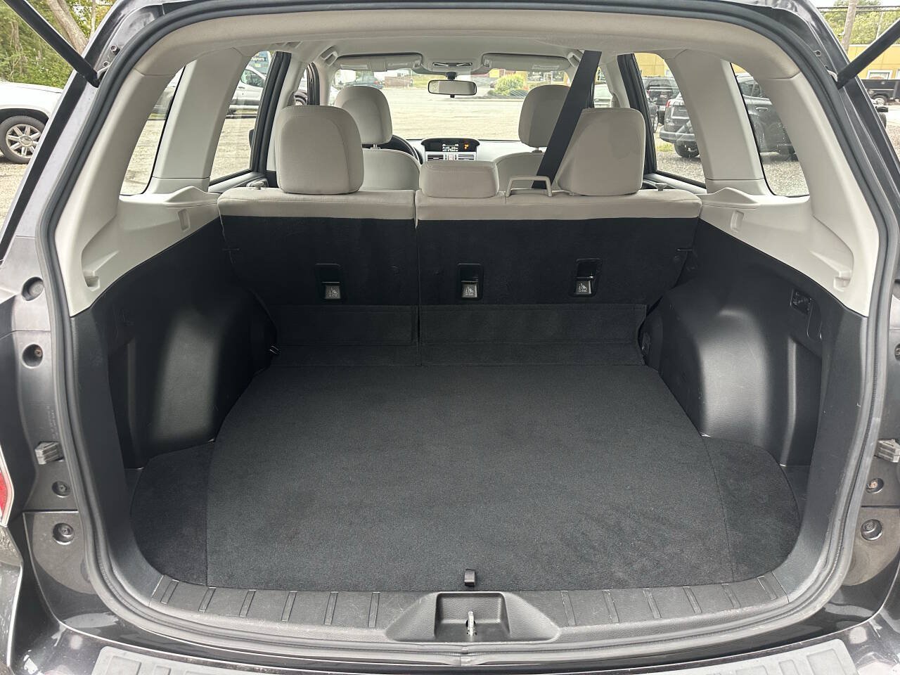 Used 2016 Subaru Forester 2.5i w/ Alloy Wheel Package AWD/4WD image 15
