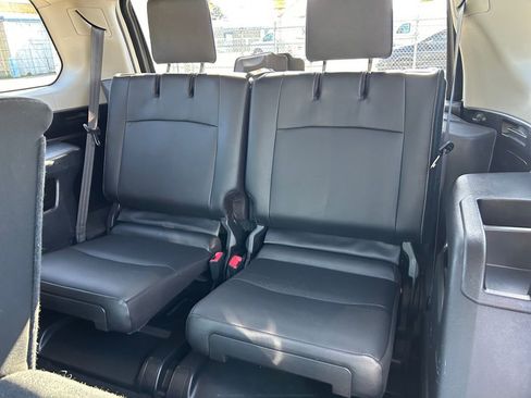 Used 2020 Toyota 4Runner SR5 Premium w/ Moonroof Package AWD/4WD image 33