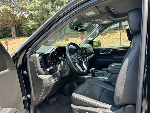 Used 2022 GMC Sierra 1500 SLT w/ SLT Convenience Package AWD/4WD image 44