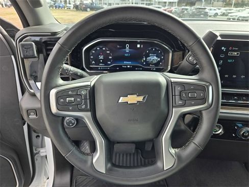 Used 2023 Chevrolet Silverado 1500 LT image 23