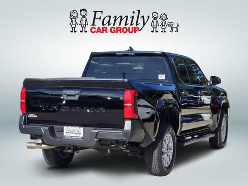 Used 2025 Toyota Tacoma SR RWD image 4