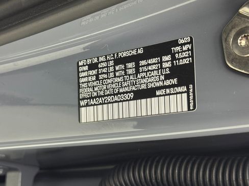 Used 2024 Porsche Cayenne image 50