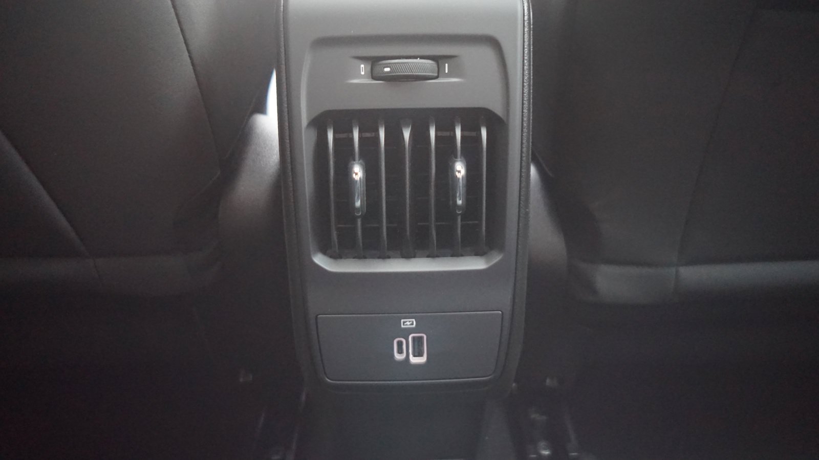 Used 2024 Alfa Romeo Tonale Ti w/ Active Assist Package AWD/4WD image 28