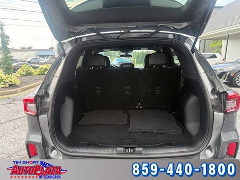 Used 2025 Ford Escape ST-Line AWD/4WD image 17