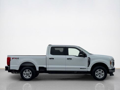 Used 2025 Ford F250 XLT w/ FX4 Off-Road Package AWD/4WD image 9