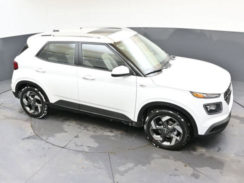 New 2026 Hyundai Venue SEL image 52