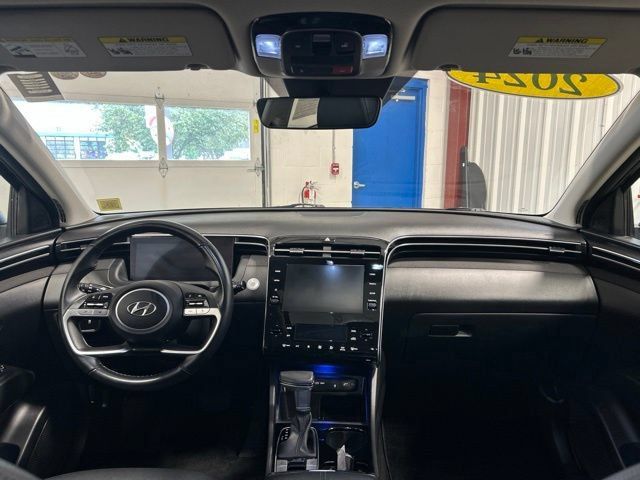 Used 2023 Hyundai Tucson SEL w/ Convenience Package AWD/4WD image 16