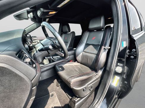Used 2023 Dodge Durango GT RWD image 11