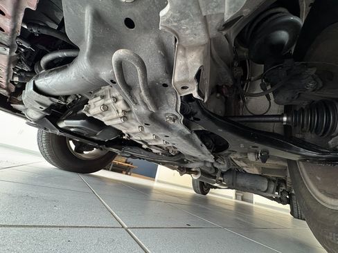 Used 2005 Honda Element EX image 54