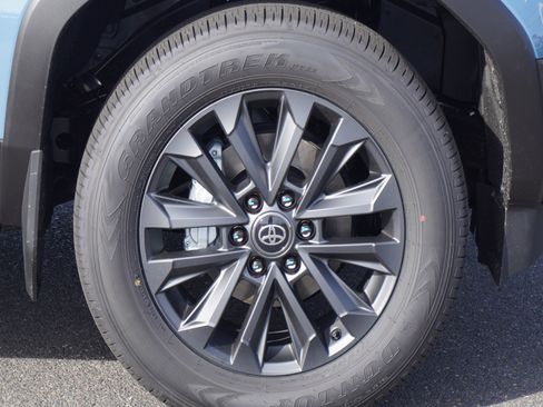 New 2026 Toyota Land Cruiser image 5