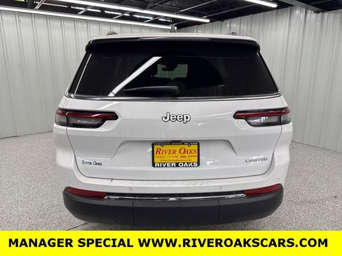 Used 2025 Jeep Grand Cherokee L Limited w/ MOPAR Finishing Package image 5