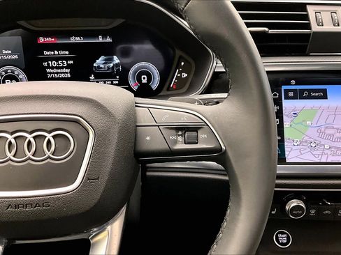 Certified 2025 Audi Q3 2.0T Premium Plus w/ Premium Plus Package AWD/4WD image 25