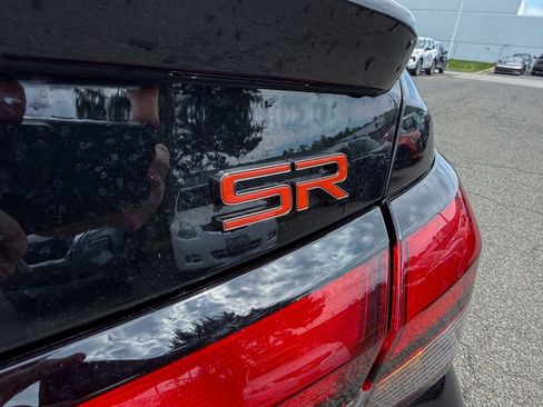 New 2025 Nissan Versa SR w/ Trunk Package FWD image 7