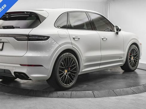 Used 2023 Porsche Cayenne GTS image 9