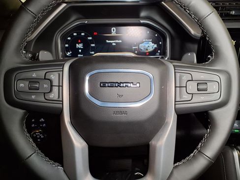 New 2025 GMC Sierra 1500 Denali w/ Technology Package image 20