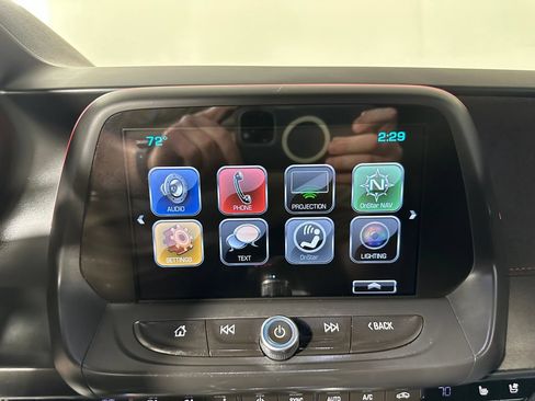 Used 2018 Chevrolet Camaro ZL1 RWD image 25