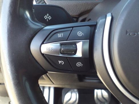 Used 2018 BMW M3 Competition image 25