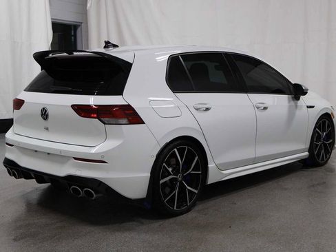 Used 2023 Volkswagen Golf R image 9