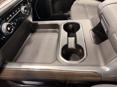 Used 2025 Chevrolet Silverado 2500 LT image 50