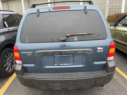 Used 2005 Ford Escape XLT image 16
