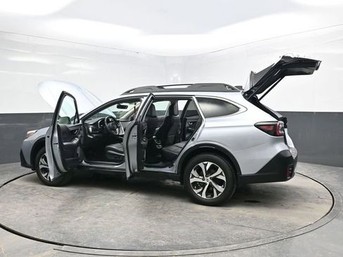 Used 2021 Subaru Outback Limited image 39