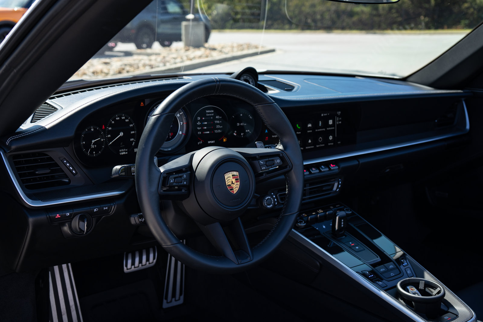 Used 2022 Porsche 911 Turbo S AWD/4WD image 33