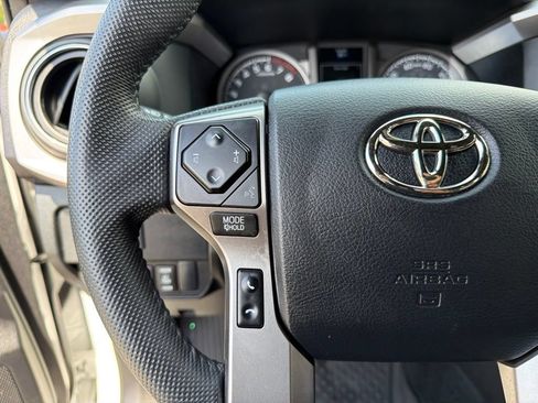 Used 2023 Toyota Tacoma Limited AWD/4WD image 17