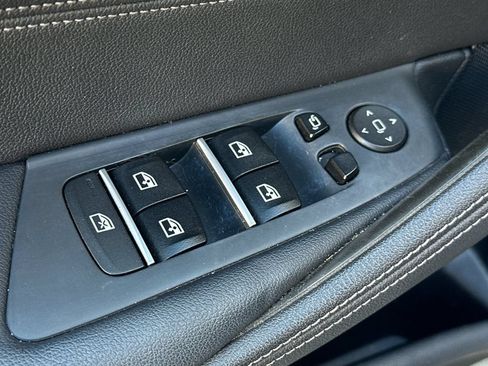 Used 2021 BMW 530i RWD image 13