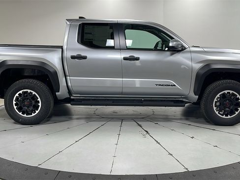 New 2025 Toyota Tacoma TRD Off-Road image 6