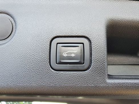Certified 2022 Chevrolet Equinox LT FWD image 12