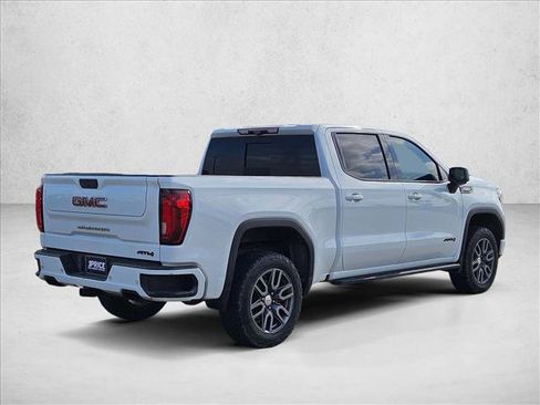 Used 2021 GMC Sierra 1500 AT4 w/ AT4 Premium Package AWD/4WD image 5