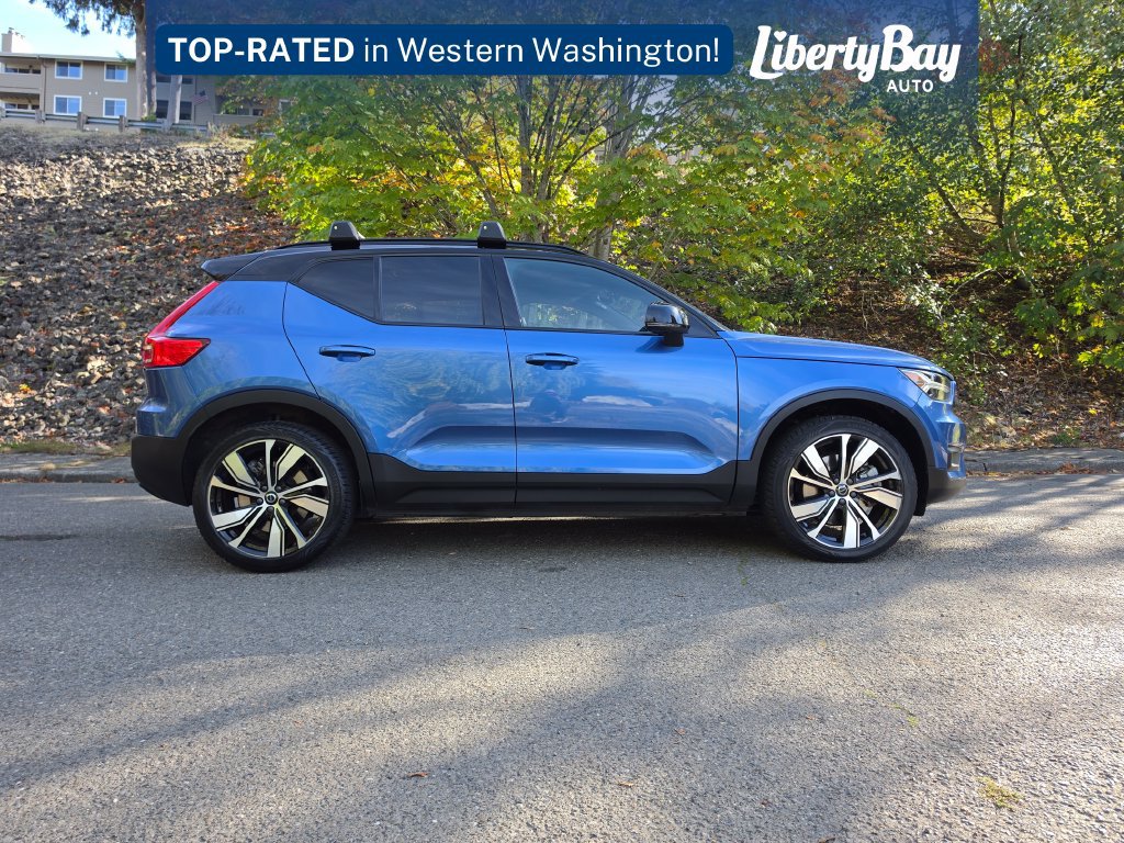 Used 2021 Volvo XC40 P8 Recharge w/ Advanced Package AWD/4WD image 4