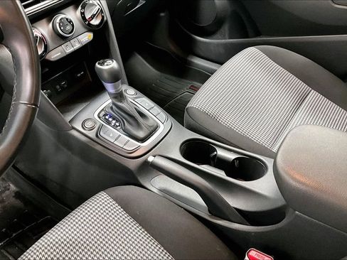 Used 2021 Hyundai Kona SEL image 17