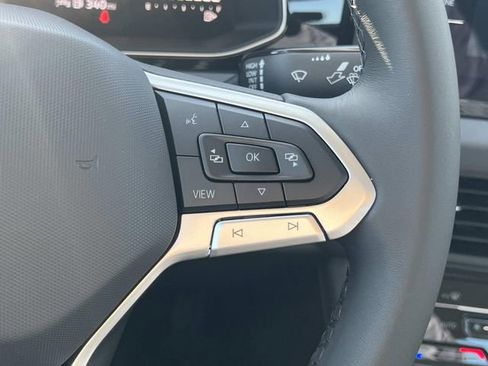 New 2026 Volkswagen Jetta SE FWD image 16