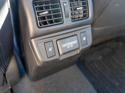 Used 2018 Subaru Outback 3.6R Limited AWD/4WD image 15