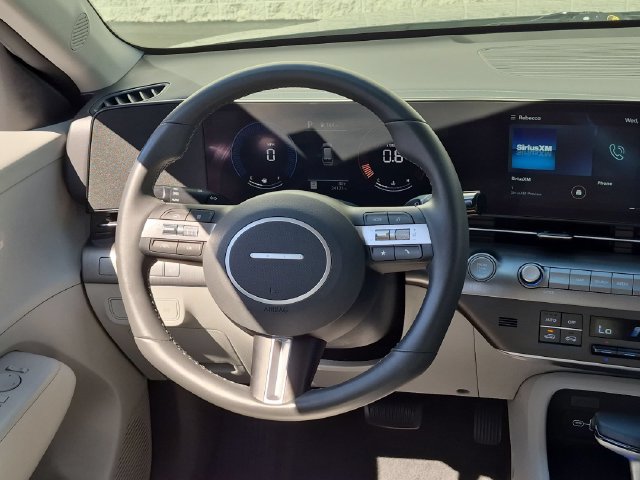 Used 2024 Hyundai Kona SEL FWD image 11