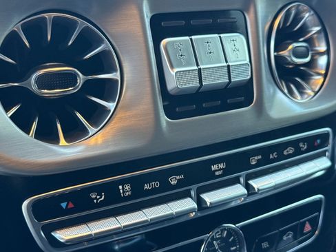 Used 2024 Mercedes-Benz G 63 AMG 4MATIC image 26