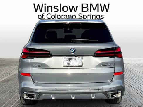 Used 2025 BMW X5 xDrive50e w/ M Sport Package AWD/4WD image 5