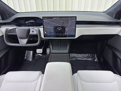 Used 2023 Tesla Model X Plaid AWD/4WD image 12