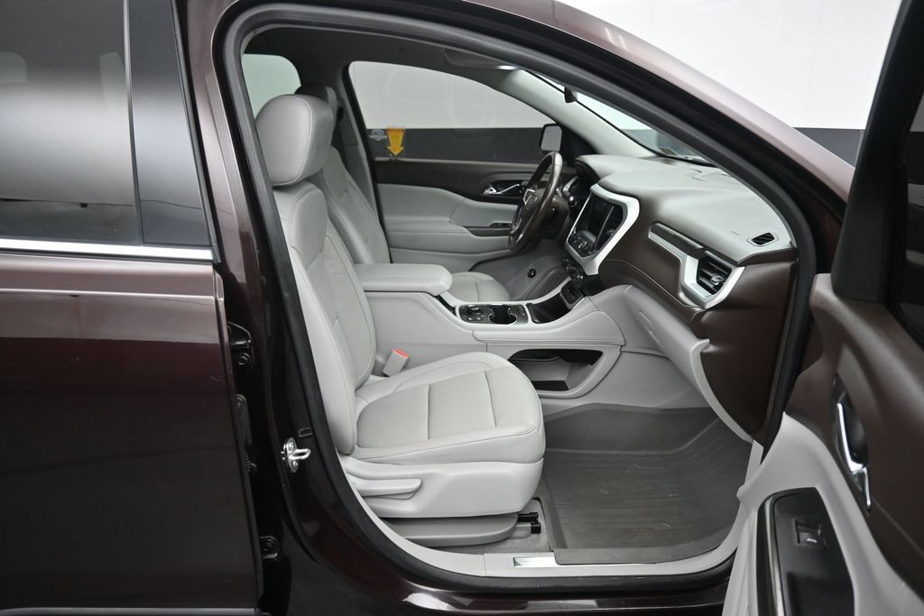 Used 2020 GMC Acadia SLT w/ Trailering Package FWD image 56