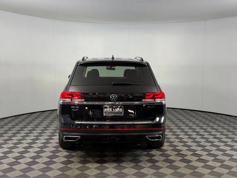 Used 2023 Volkswagen Atlas SE w/ Panoramic Sunroof Package AWD/4WD image 9