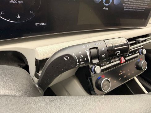Used 2025 Hyundai Tucson SEL AWD/4WD image 17