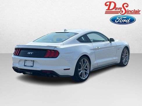 Used 2022 Ford Mustang GT Premium w/ Equipment Group 401A RWD image 7