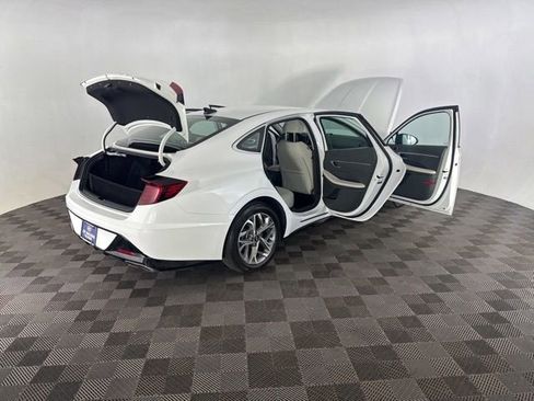 Used 2023 Hyundai Sonata SEL FWD image 18